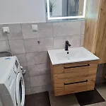 Cozy New With Balcony Apartmán *