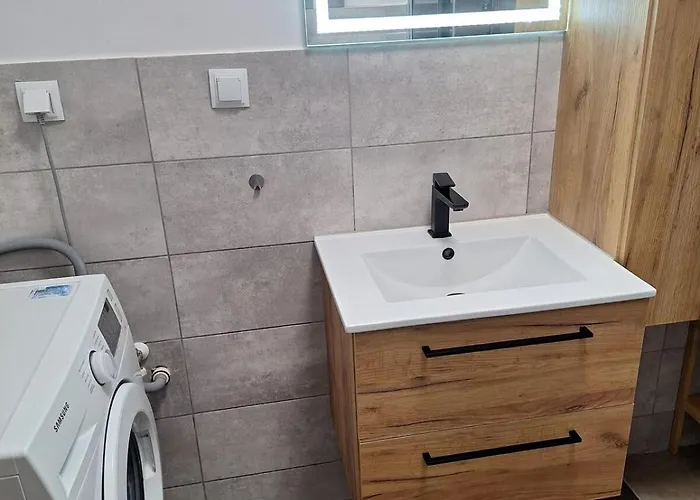 Cozy New With Balcony Apartamento *